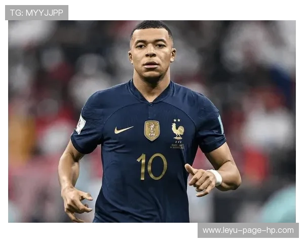 凯恩与姆巴佩时代之争：全能中锋与闪电前锋的战术角色差异