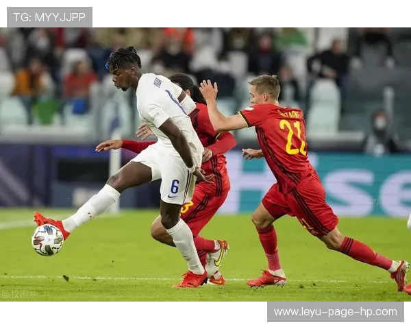 曼联中场结构失衡，控球优势难转化为场上控制力